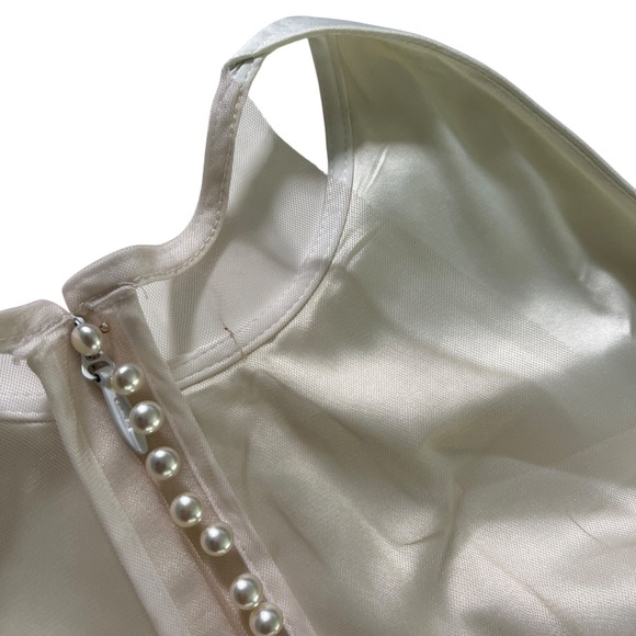 Bronx and Banco Paros‎ Gown in White - Picture 8 of 16